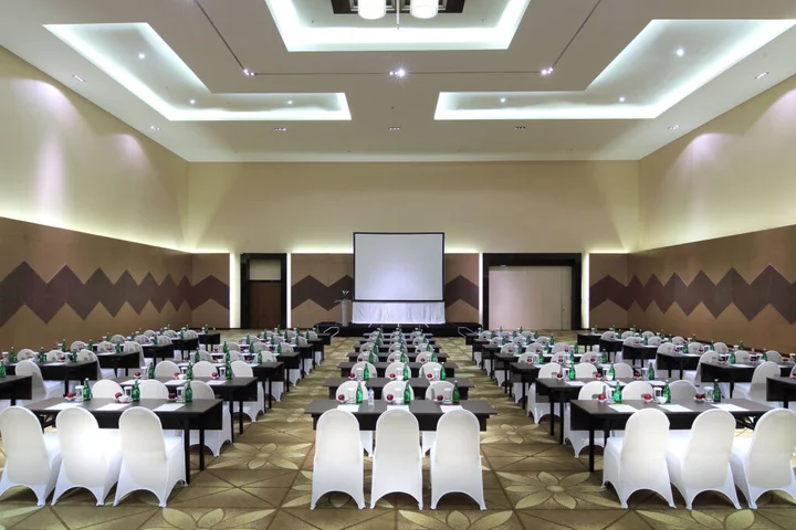 Тангеранг: D'primahotel Tangerang