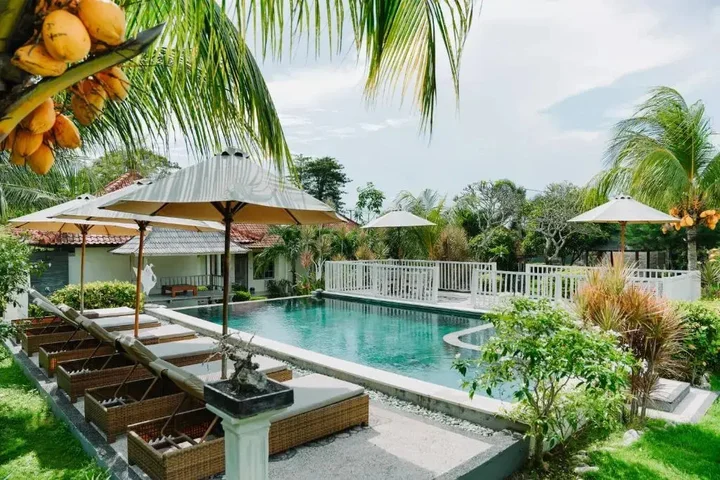 Пекату: Taman Asih Bingin Homestay