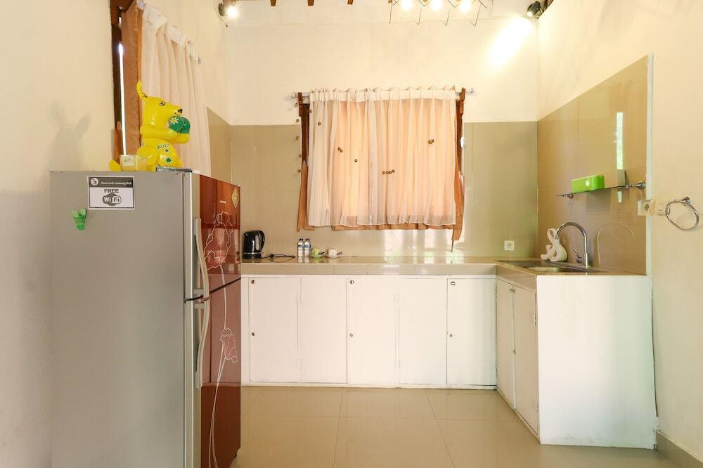 Пенида: Pari Manta Cottages