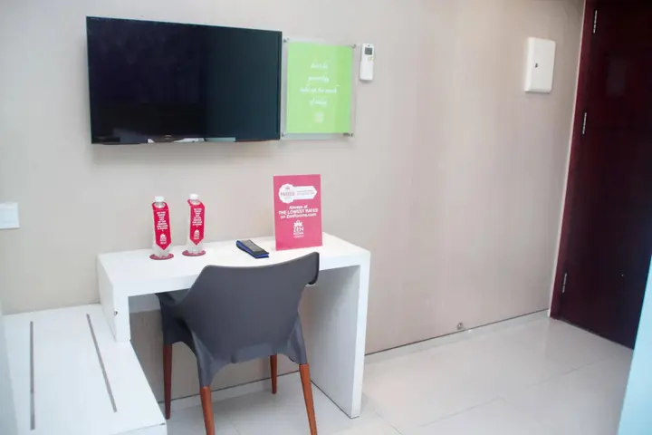 Сурабая: ZEN Rooms Basic Kusuma Bangsa