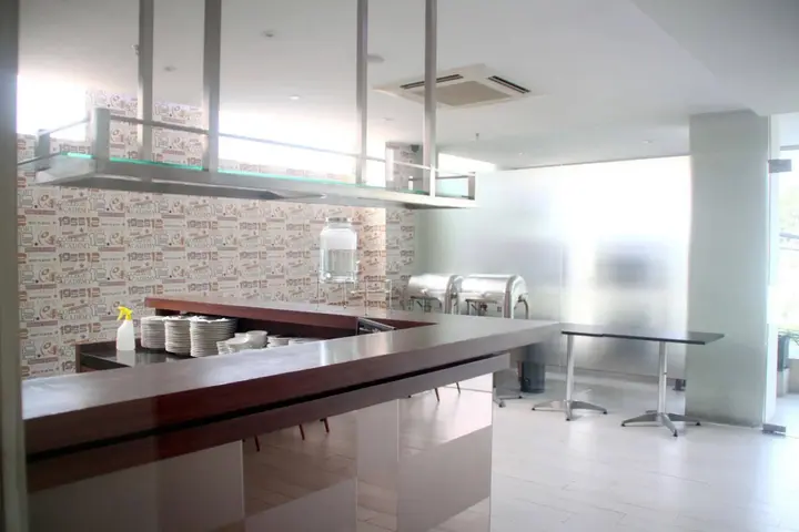 Сурабая: ZEN Rooms Basic Kusuma Bangsa