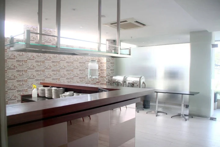 Сурабая: ZEN Rooms Basic Kusuma Bangsa