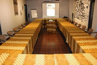 Батуретно: Sunrise Hotel Jombor