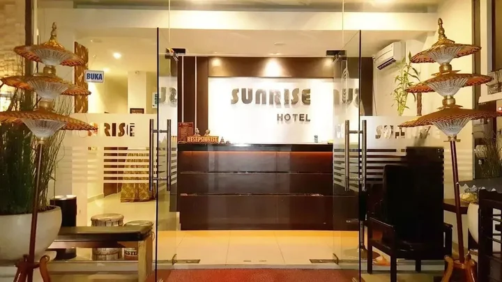 Батуретно: Sunrise Hotel Jombor