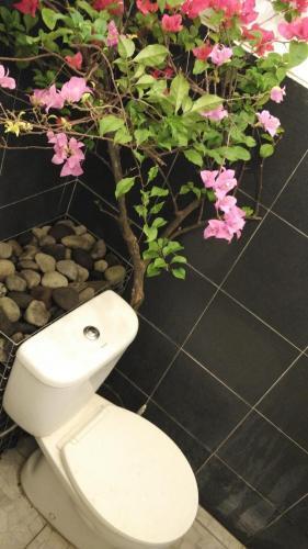 Батуретно: Rumah Lotus