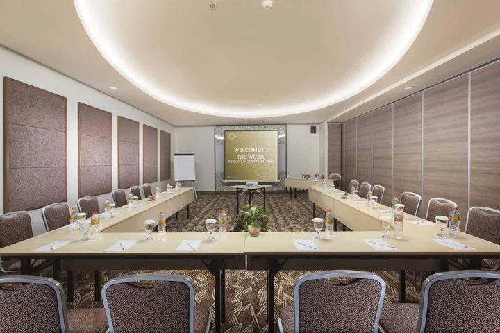 Унгаран: The Wujil Resort & Conventions