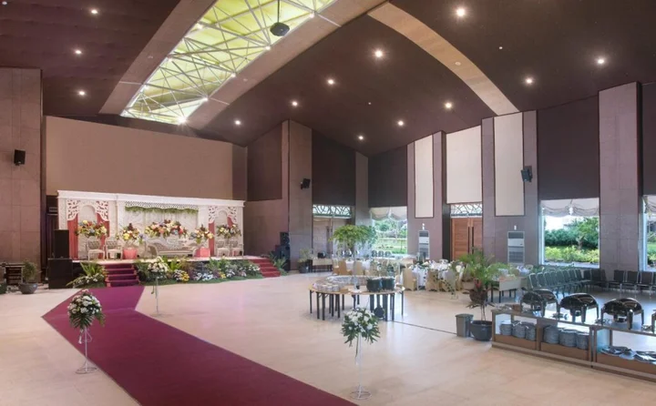Унгаран: The Wujil Resort & Conventions