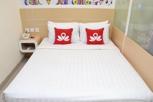 Сурабая: ZenRooms Raya Mastrip