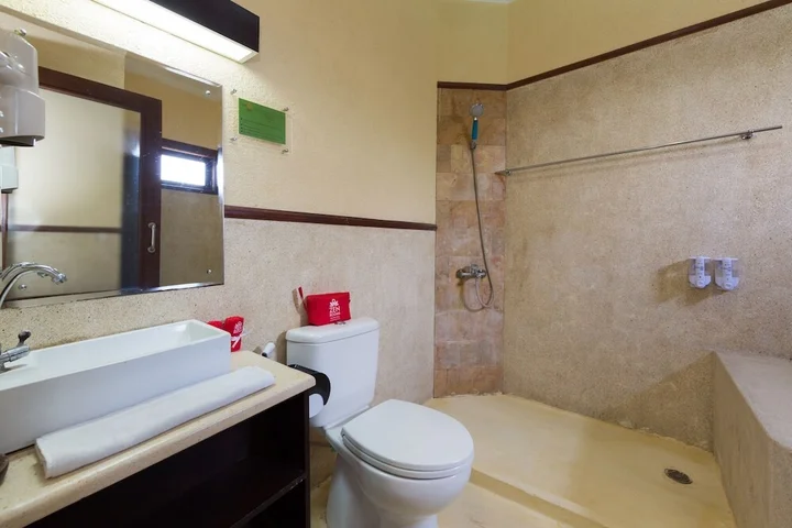 Убуд: ZEN Premium Ubud Sanggingan 2