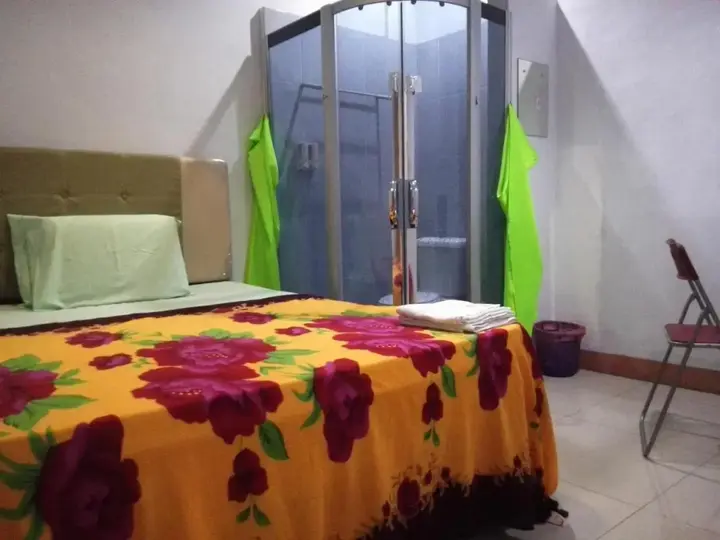Петумбак: Wisma Bunda Deli