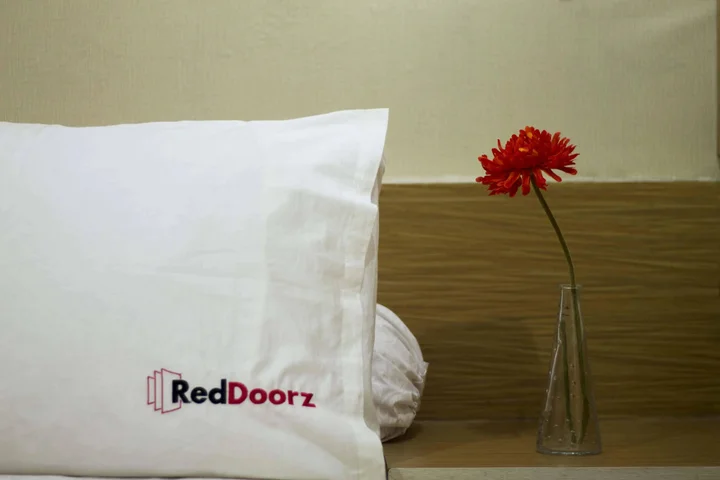 Табанан: RedDoorz Plus @ Gunung Salak Street