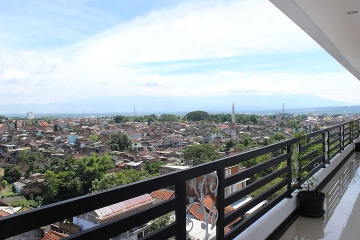 Маланг: Ratu Homestay Malang
