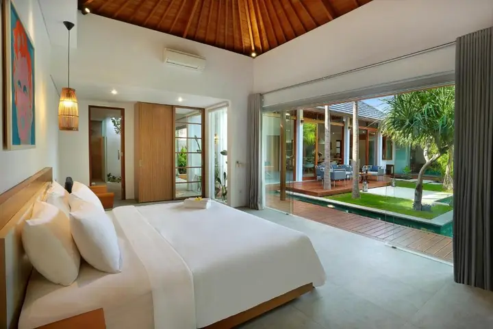 Villa Odyssey — фото 1