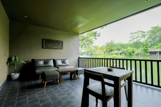 Батуретно: The Westlake Hotel & Resort Yogyakarta