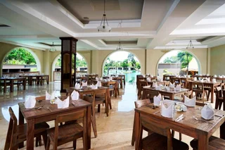 Батуретно: The Westlake Hotel & Resort Yogyakarta