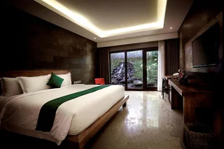 Батуретно: The Westlake Hotel & Resort Yogyakarta