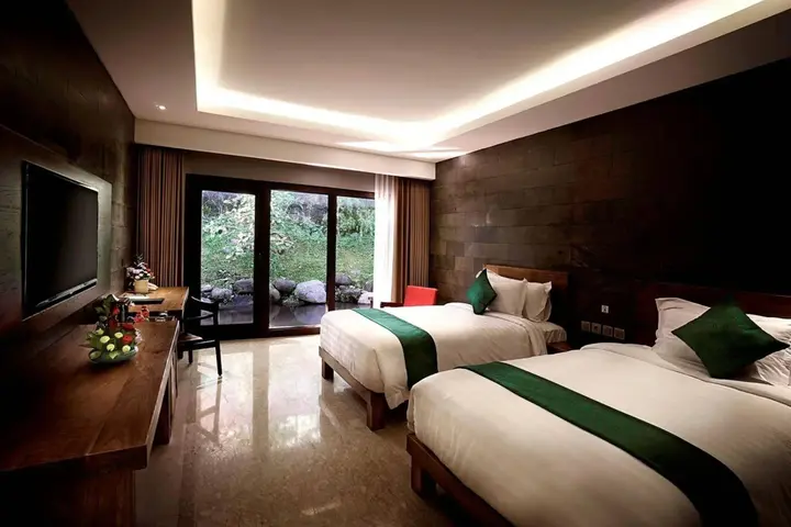 Батуретно: The Westlake Hotel & Resort Yogyakarta