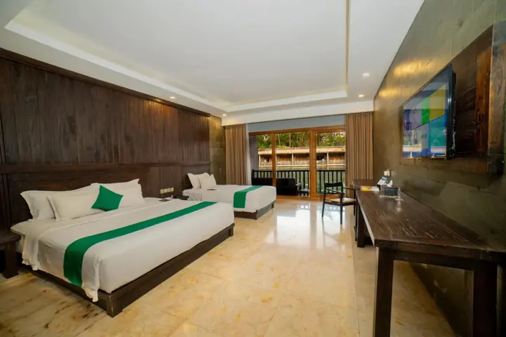 Батуретно: The Westlake Hotel & Resort Yogyakarta