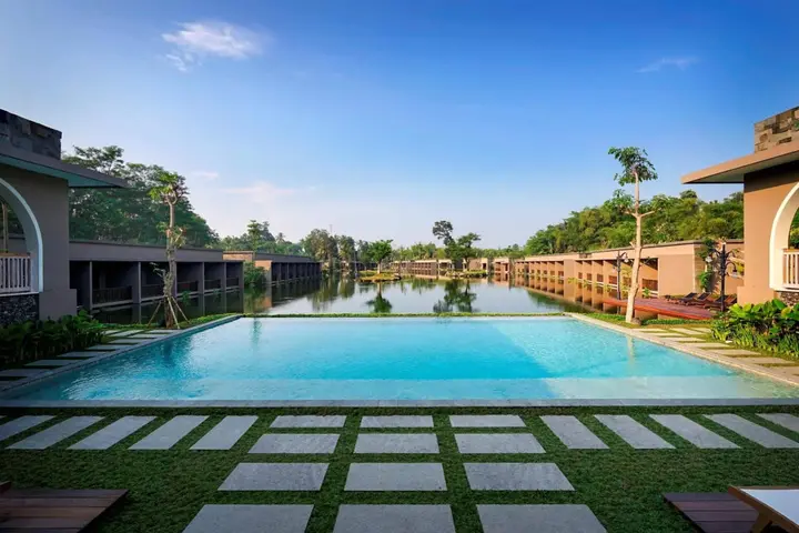 Батуретно: The Westlake Hotel & Resort Yogyakarta