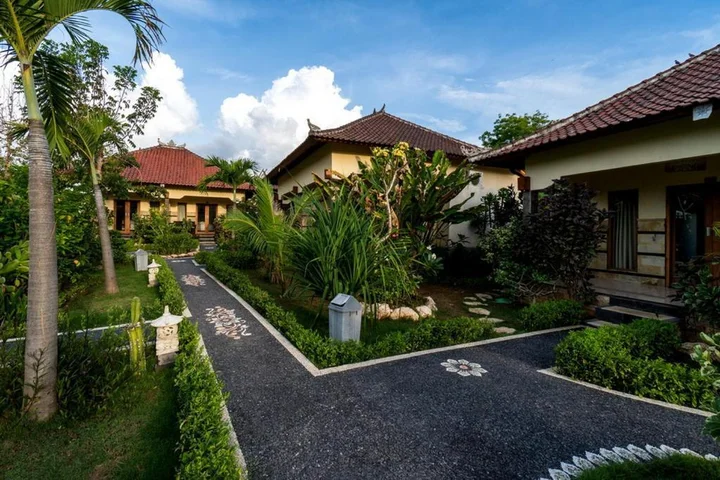 Лембонган-Айленд: Song Bintang Villas