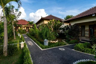 Лембонган-Айленд: Song Bintang Villas