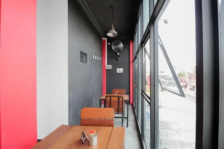 Палангкарая: Artz Hotel