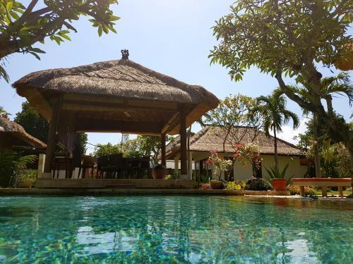 Санур: Lily Luxury Suites