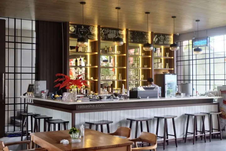 Сукабуми: Balcony Hotel Sukabumi