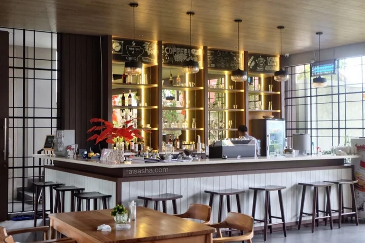 Сукабуми: Balcony Hotel Sukabumi