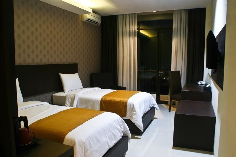 Сукабуми: Balcony Hotel Sukabumi