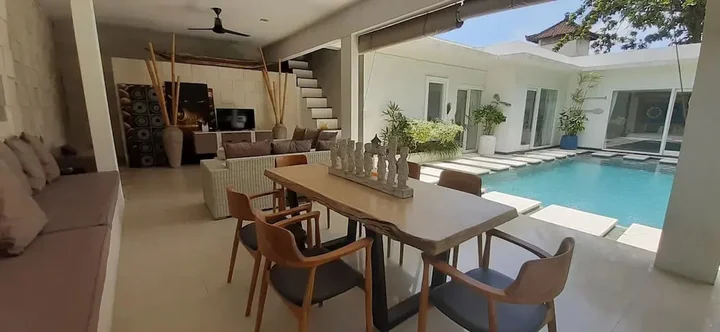 Кута: Villa LA