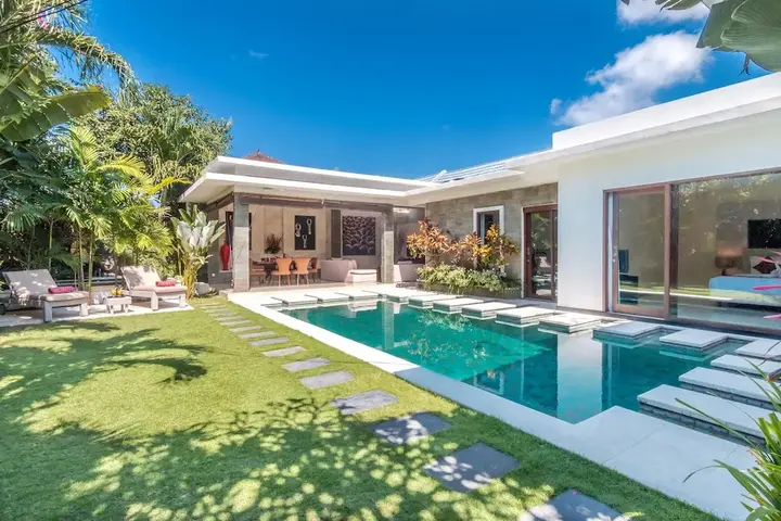 Кута: Villa LA