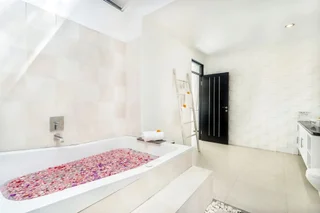 Кута: Villa LA