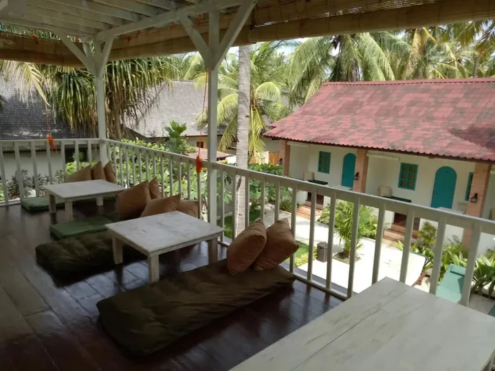 Гили Траванган: White Coconut Cottage