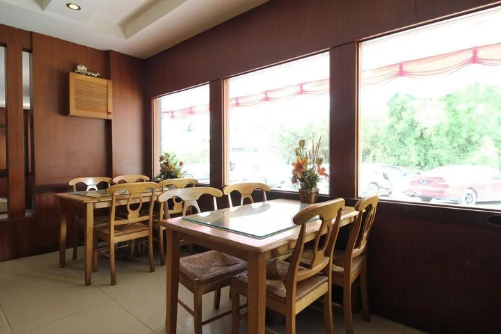 Батам: Leon Inn Nagoya