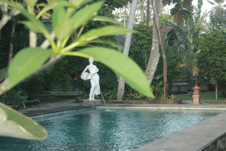 Сукавати: Wana Ukir Ubud