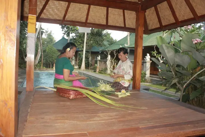 Сукавати: Wana Ukir Ubud