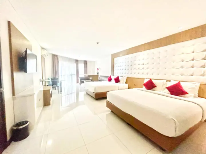 Бандунг: West Point Hotel