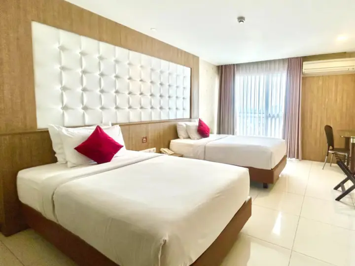 Бандунг: West Point Hotel