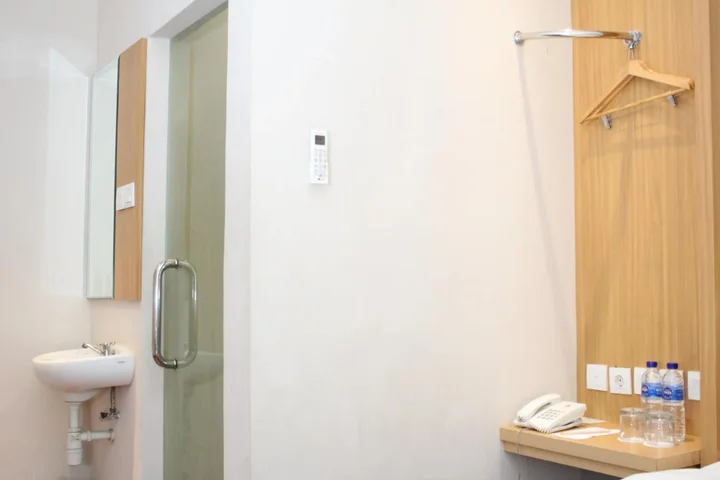 Чиребон: Vinotel Cirebon