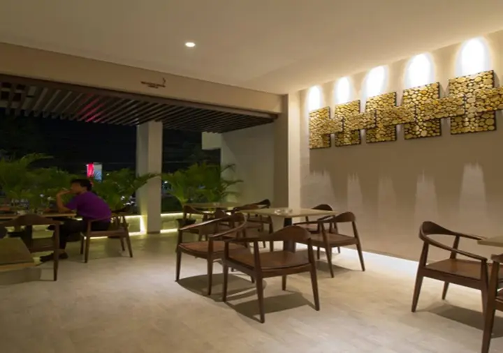 Чиребон: Vinotel Cirebon