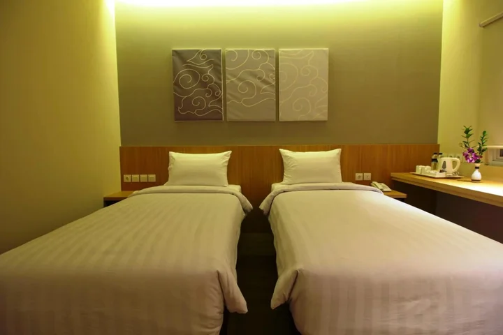 Чиребон: Vinotel Cirebon