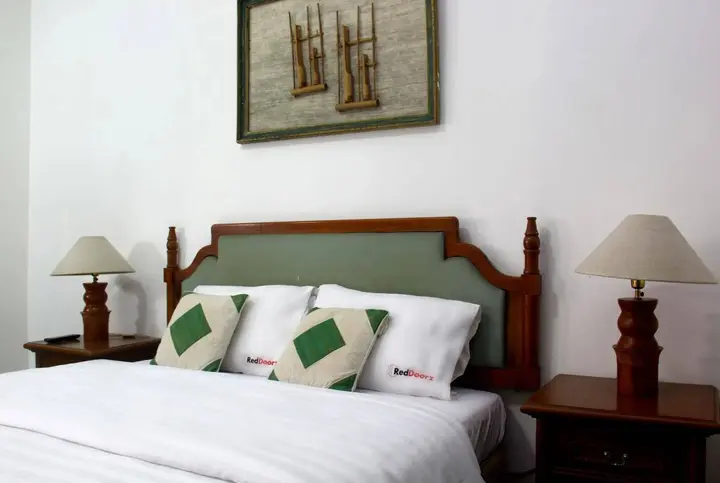 Бандунг: Lombok Ethnic Bandung