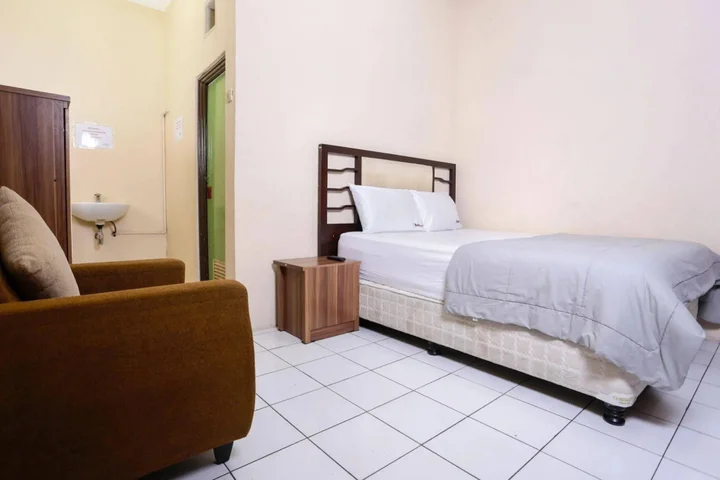 Бандунг: RedDoorz near Metro Indah Mall