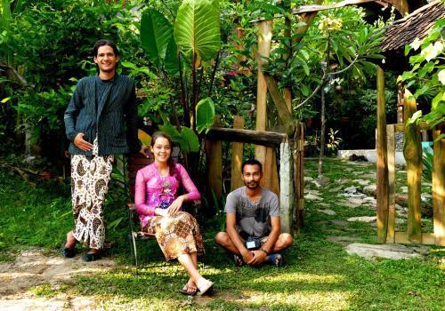 Батуретно: Grass Root Homestay