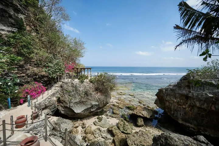 Пекату: The Island Houses Bingin