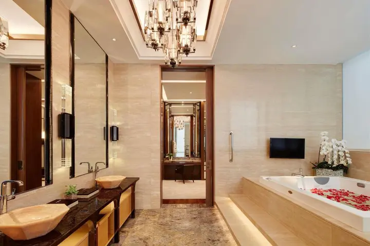 Джакарта: The Westin Jakarta
