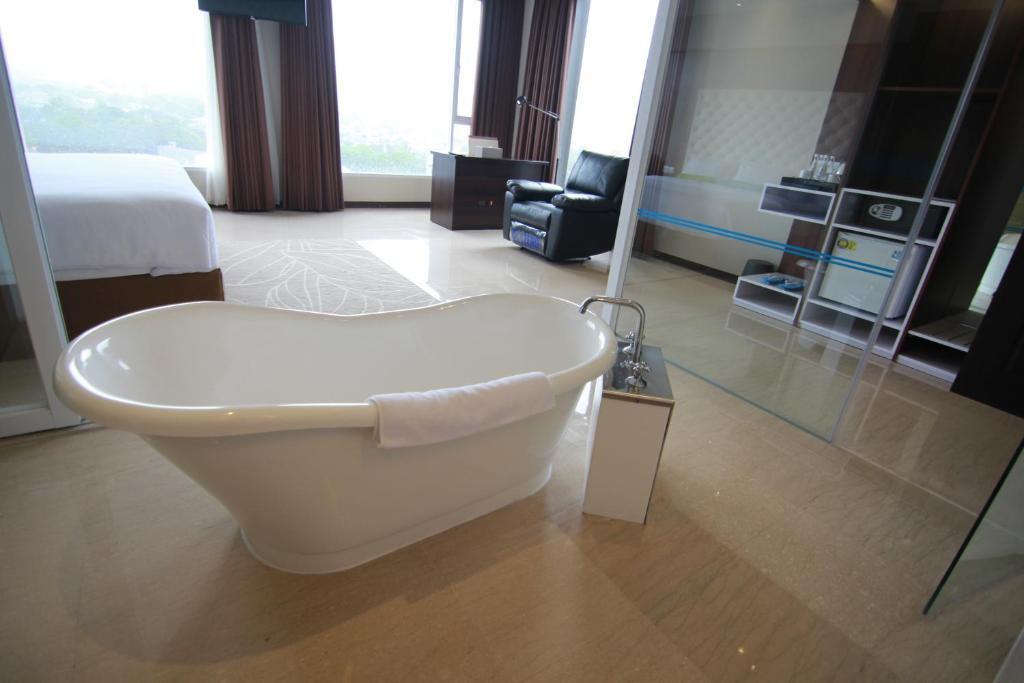 Бандунг: Grand Tebu Hotel