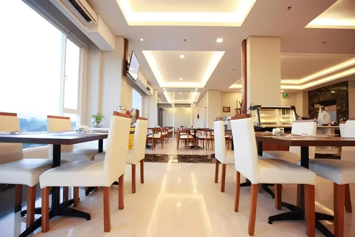 Бандунг: Grand Tebu Hotel