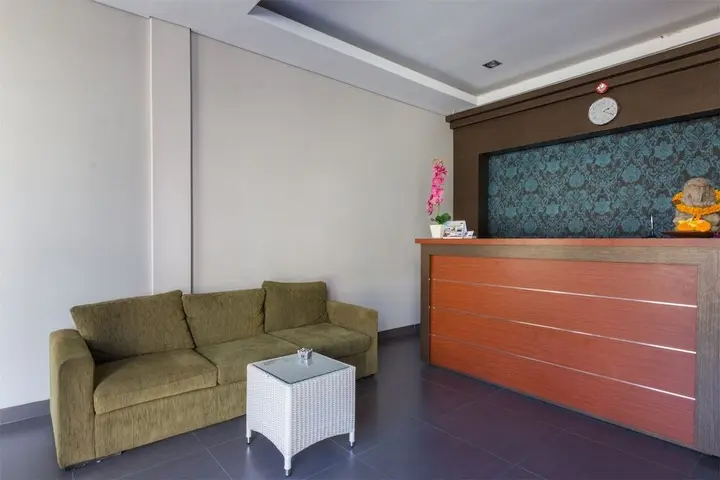 Кута: RedDoorz Plus @ Troppozone Legian